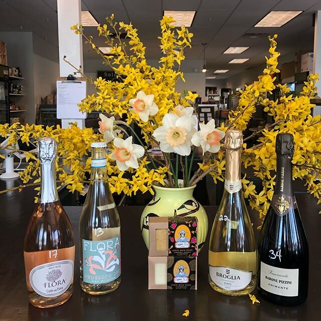 Happy Mother’s Day 💐we are here today with some great celebration wines, desserts and fresh pastas, come see us 11:00-5:00 #mothersday #italianwines #shoplocal #sopo