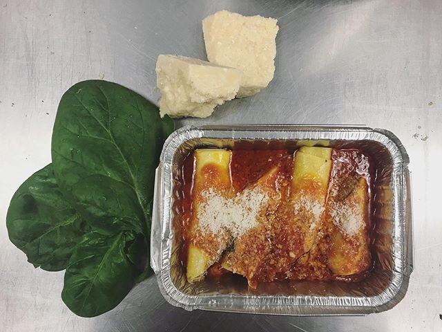 Manicotti. Hand rolled pasta filled with veal, spinach and parmesan in a tomato sauce. $14. #manicotti #handmade #stonecipherfarm #localspinach #whatsfordinner #sopofoodie